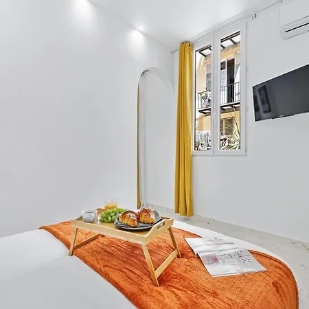 公寓 Le Sept Martine Hyper Centre - Air-conditioned - Terrace - Quiet - Wifi - Tramway *