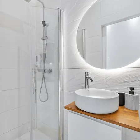 Le Sept Martine Hyper Centre - Air-conditioned - Terrace - Quiet - Wifi - Tramway * Ницца